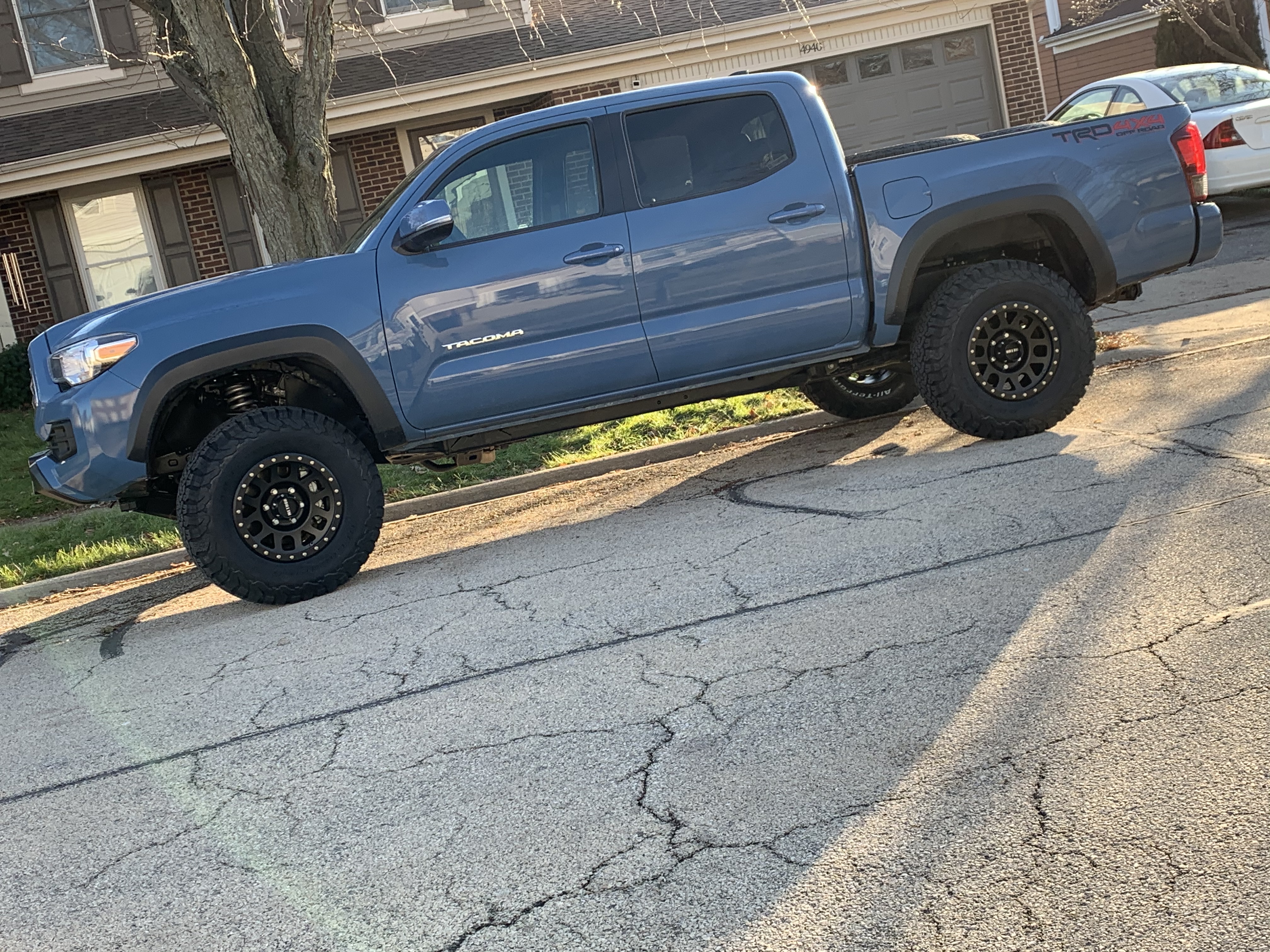 Bilstein 2 Lift Kit With Front Coil Options For 2016 2020 Toyota Tacoma